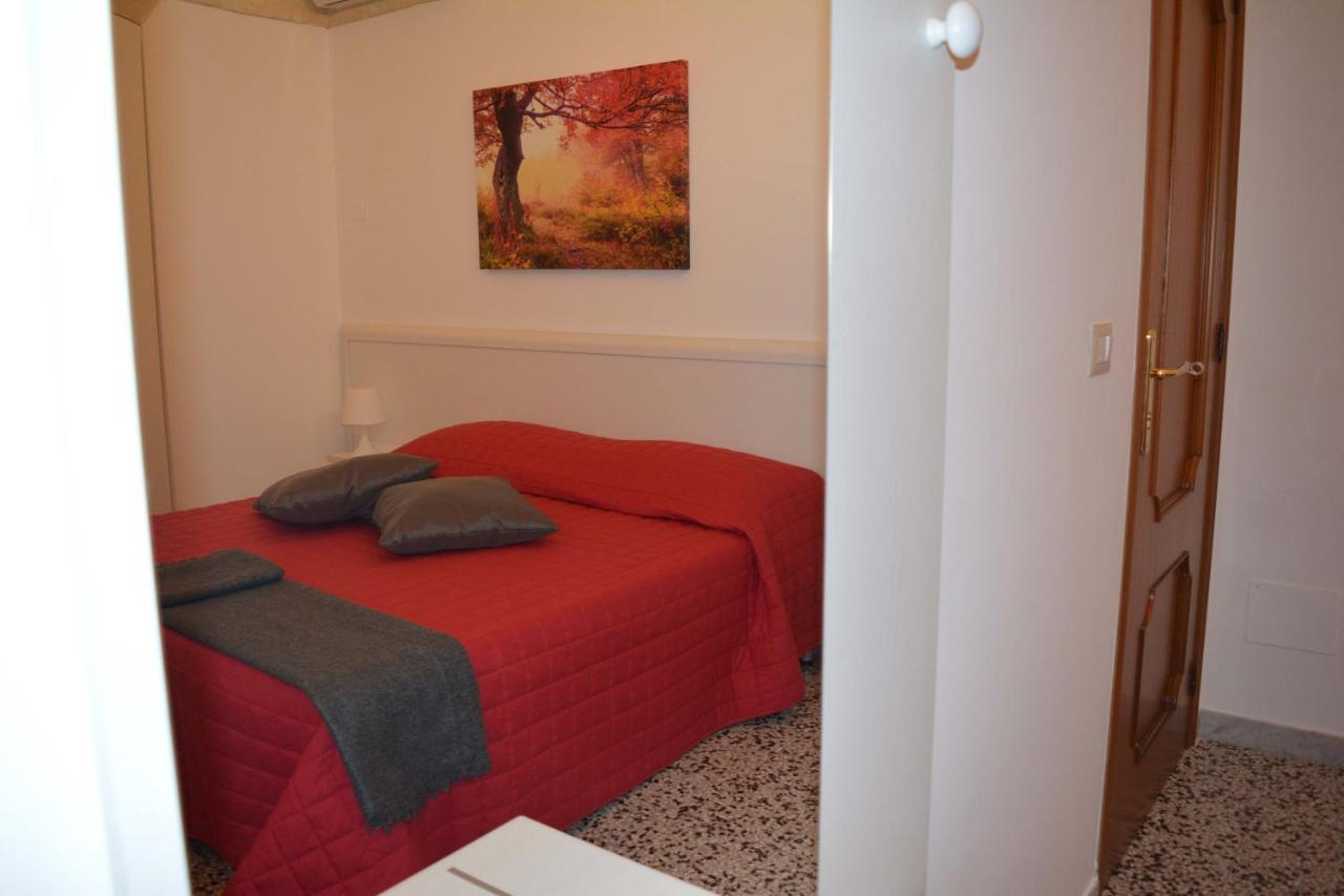 Il Rifugio Di Laerte Bed & Breakfast Laterza Dış mekan fotoğraf